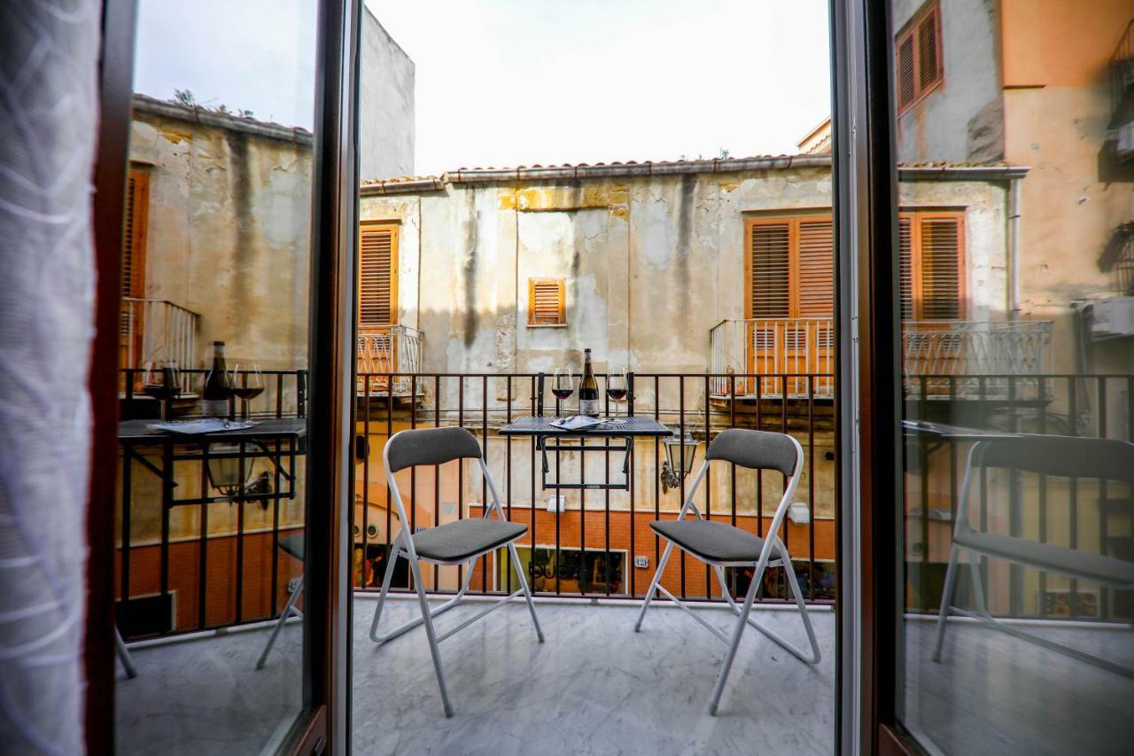 Apartamento Casa Ruggero Cefalú Exterior foto